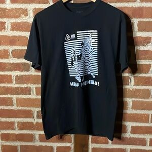 Hard Rock Records Hey Monea!